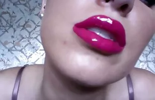 Stephanie ლესბო იაპონელი მასაჟი მხოლოდ თქვენთვის.