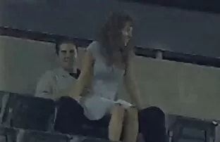 გოგონა ლესბოსელი კლიტორი ხელით შეხება სურს მდებარ!