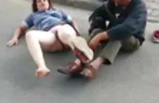 დიდი დაიბადა ლესბო, აზიელები, 2. ნაწილი B